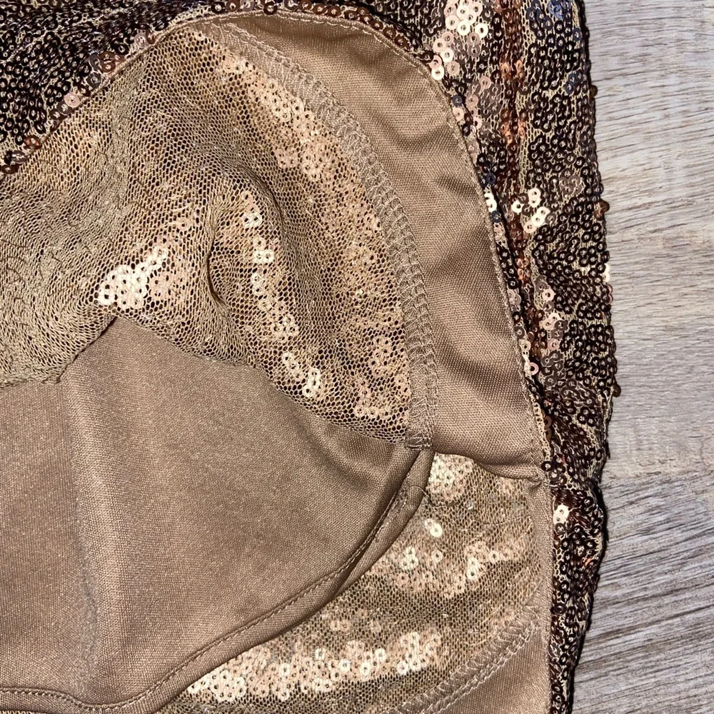 NWT Gold Sequin Scoop Neck Short Casual Dress with pockets size M - Picture 9 of 12